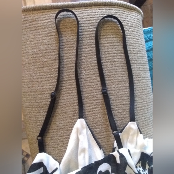 Bisou Bisou Dress - Picture 7 of 8